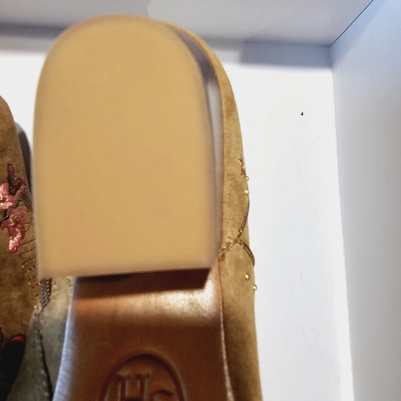 new New 💯 % beautiful  embroidery  boot... - Picture 7 of 10